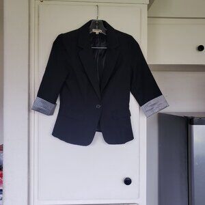 Zenna Outfitters Jacket Black with striped Cuffs Size Small